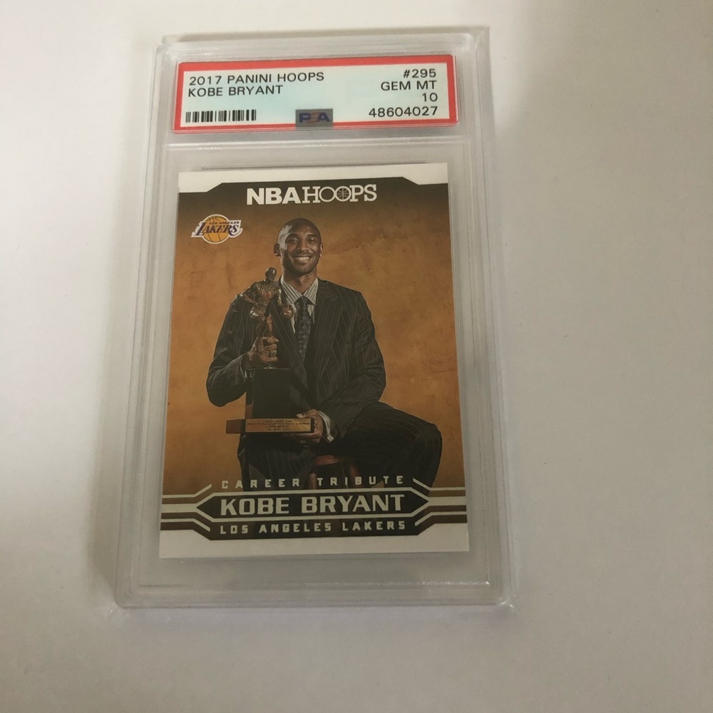 2017 Panini Hoops Career Tribute Kobe Bryant